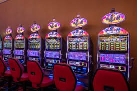 Studio live dealer sahabatjitu dengan transmisi real-time Live dealer studio sahabatjitu untuk undian live games