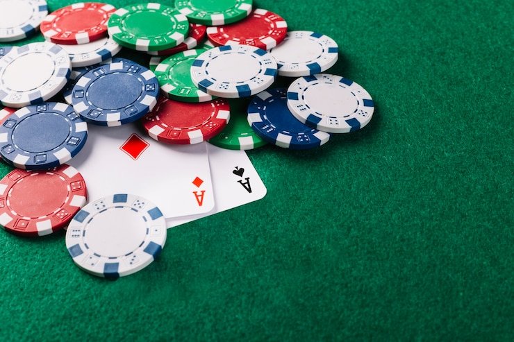 Kombinasi kartu tingkat lanjut: straight, flush, full house